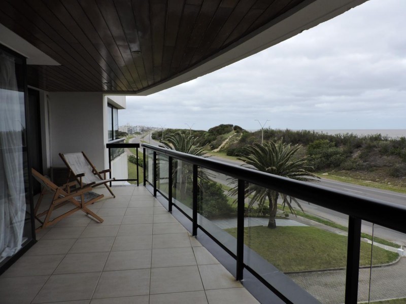 Departamento en alquiler en La Brava